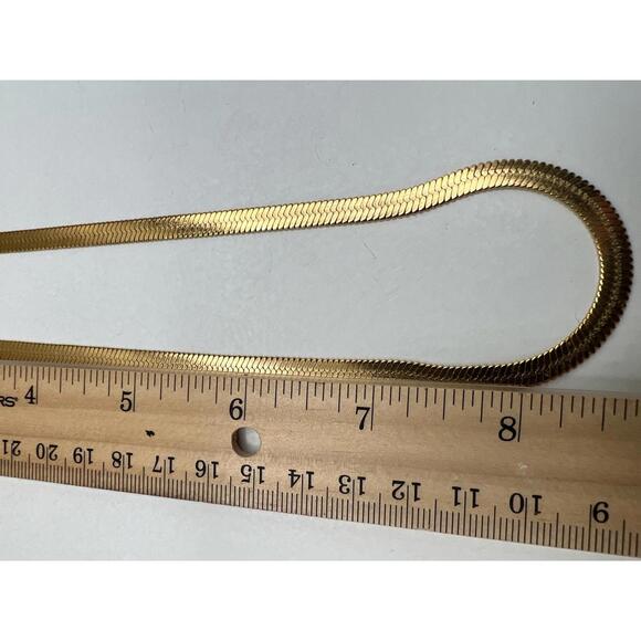 Gold Tone Flat Herringbone Chain Necklace. A14 - Picture 6 of 6
